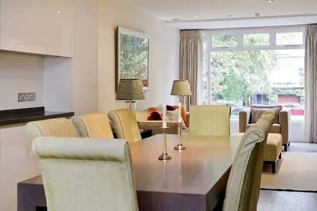 Ev (4 Bedrooms)