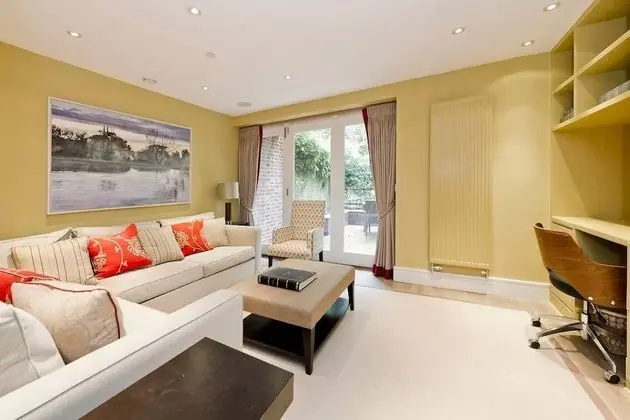 Ev (4 Bedrooms)