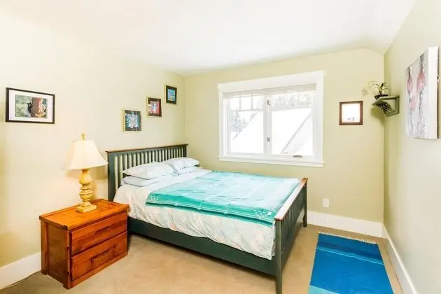 Sıra Ev, Birden Çok Yatak (Spacious Town Home with Private Hot T)