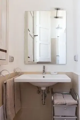 Deluxe Tek Büyük veya İki Ayrı Yataklı Oda, Şehir Manzaralı