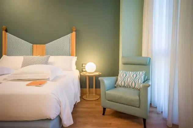 Classic Tek Büyük Yataklı Oda, 1 Büyük (Queen) Boy Yatak, Balkon, Şehir Manzaralı