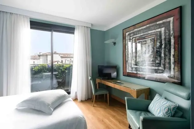 Classic Tek Büyük Yataklı Oda, 1 Büyük (Queen) Boy Yatak, Balkon, Şehir Manzaralı