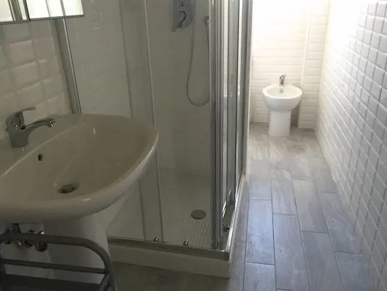 Basic Apart Daire, 4 Yatak Odası