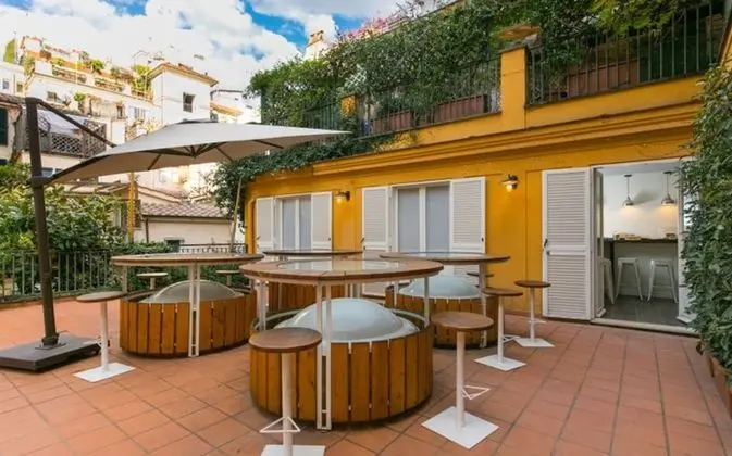 Luxury Üç Kişilik Oda, Ek Bina (Via Rasella, 148)