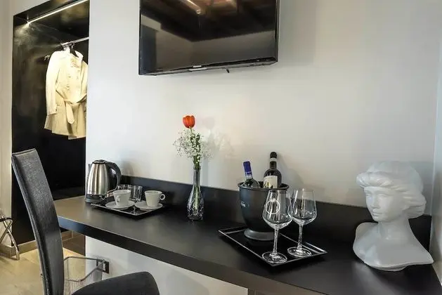 Classic Tek Büyük Yataklı Oda