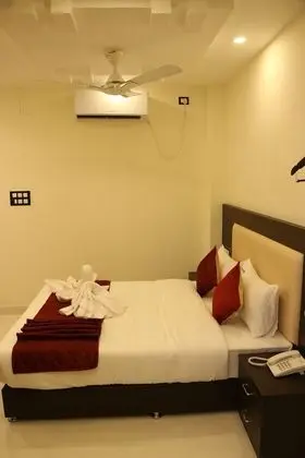 Deluxe Tek Büyük Yataklı Oda, 1 Büyük (Queen) Boy Yatak, Sigara İçilmez