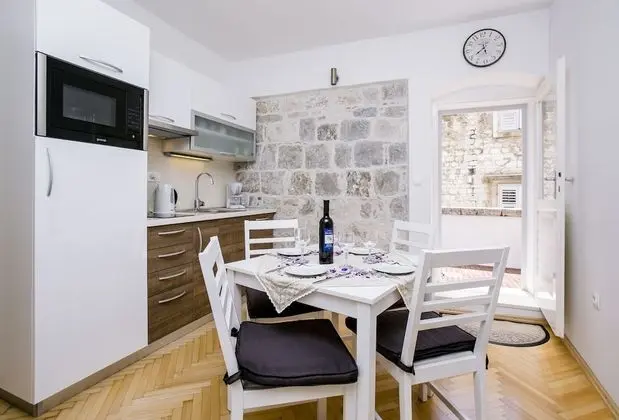 Deluxe Apartment, 2 bedrooms (at address Ispod ure 3)