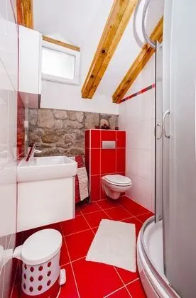 Deluxe Stüdyo (Radunica 17)