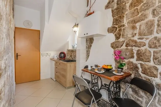 Deluxe Three Bed Studio - Radunica 17