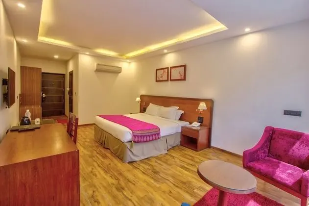Premier Room