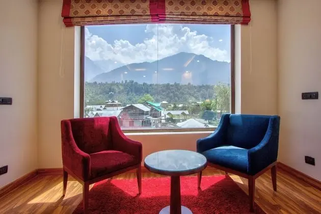 Premier Room