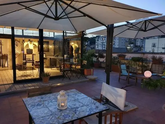 Basic Oda, 1 Çift Kişilik Yatak, Sigara İçilmez, Avlu Manzaralı