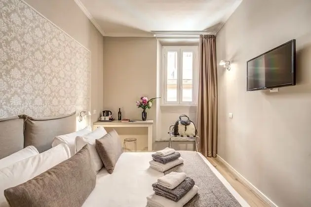 Standard Tek Büyük Yataklı Oda