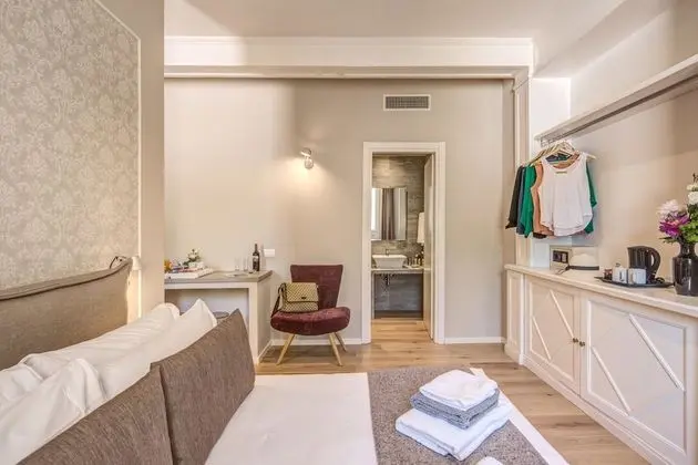 Standard Tek Büyük Yataklı Oda