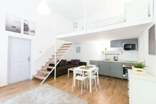 City Stüdyo, 1 Çift Kişilik Yatak ve Çekyat