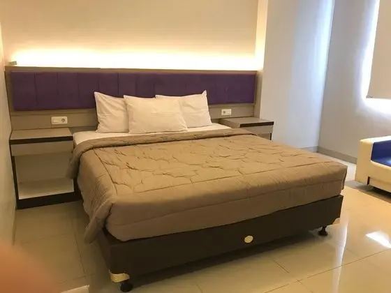 Deluxe Tek Büyük Yataklı Oda