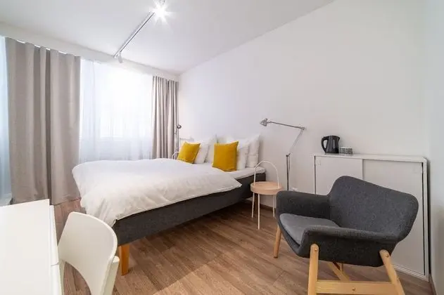 Tek Büyük veya İki Ayrı Yataklı Oda, Şehir Manzaralı