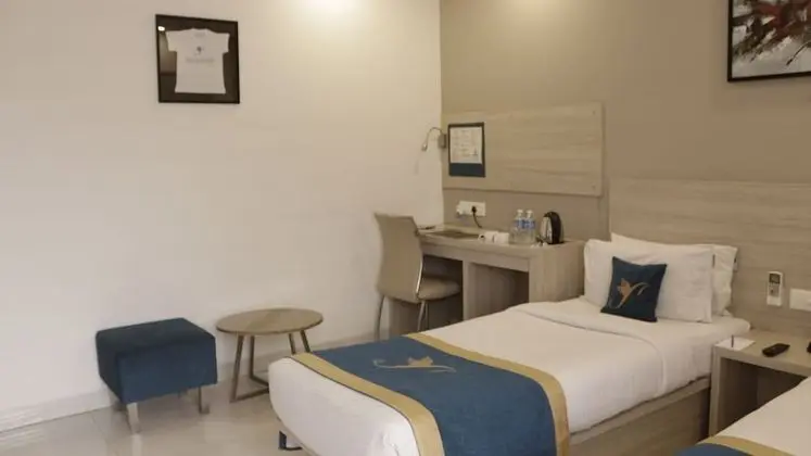 Deluxe Tek Büyük Yataklı Oda