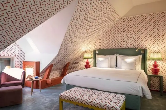 Unique Room