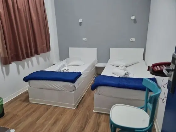 Economy Tek Büyük veya İki Ayrı Yataklı Oda, Özel Banyo