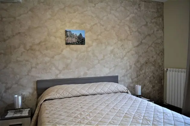 Tek Büyük Yataklı Oda, Dağ Manzaralı