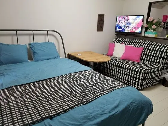 Oda (Canal Room, 202)