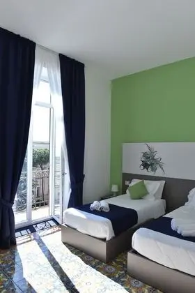 Deluxe Tek Büyük veya İki Ayrı Yataklı Oda, Deniz Manzaralı