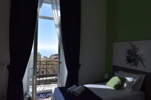 Deluxe Tek Büyük veya İki Ayrı Yataklı Oda, Deniz Manzaralı