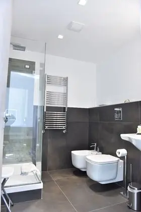 Deluxe Tek Büyük veya İki Ayrı Yataklı Oda, Deniz Manzaralı