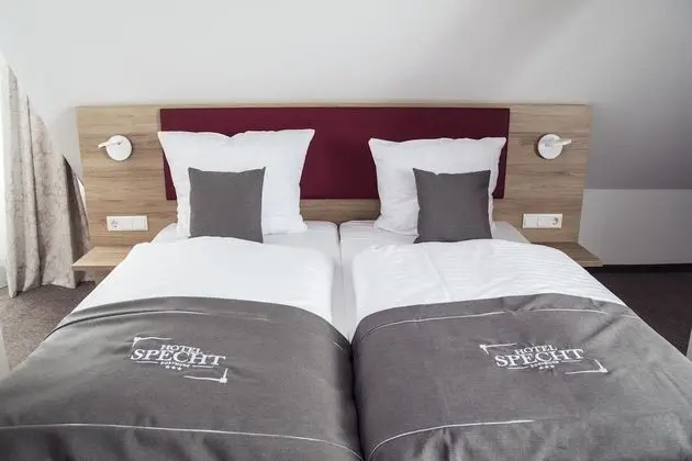 Standard Tek Büyük veya İki Ayrı Yataklı Oda, Engellilere Uygun