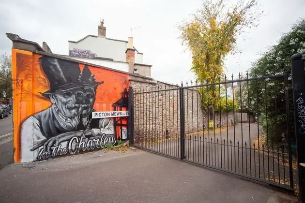 Basic Ev, Birden Çok Yatak