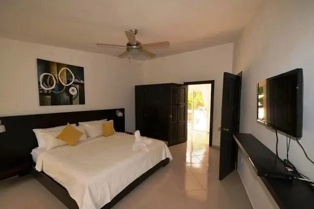 Deluxe Villa (6 Bedrooms)