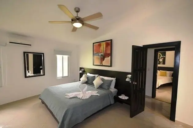 Deluxe Villa (6 Bedrooms)