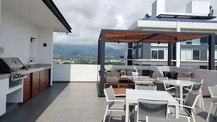 Daire, 2 Yatak Odası, Balkon