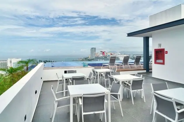 Daire, 2 Yatak Odası, Balkon