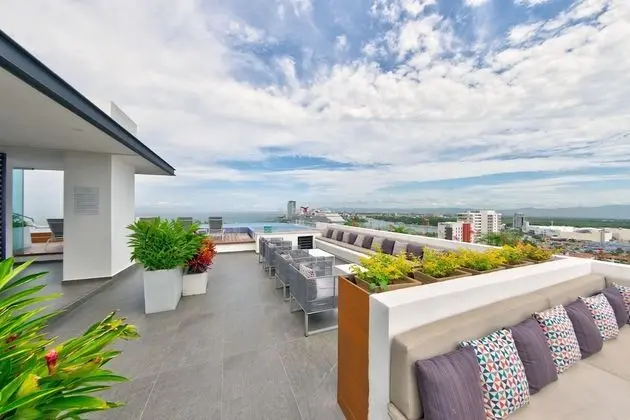 Daire, 2 Yatak Odası, Balkon