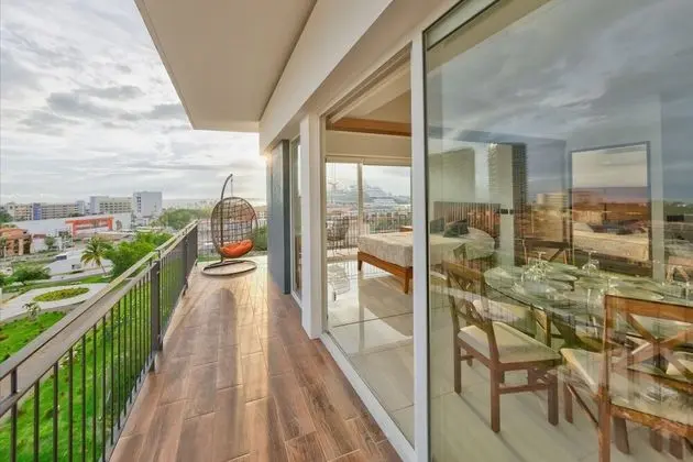 Daire, 2 Yatak Odası, Balkon
