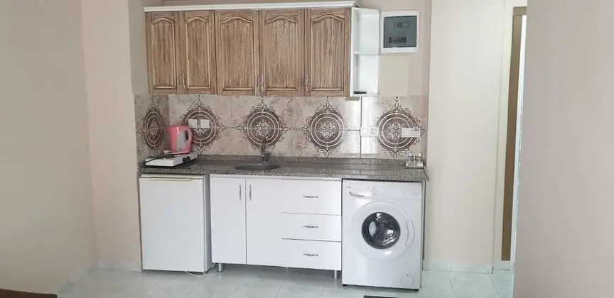 Odada yemek servisi