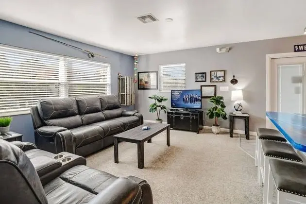 Daire (189 Dakota Ave #2L)
