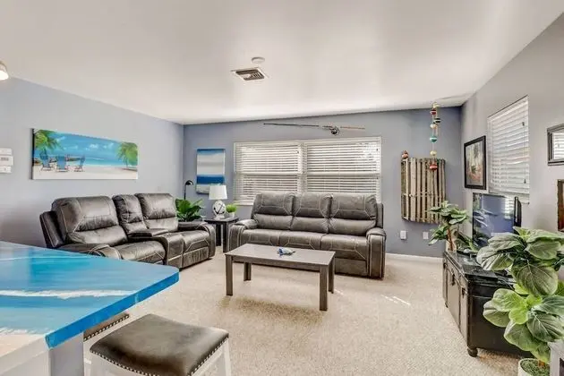 Daire (189 Dakota Ave #2L)