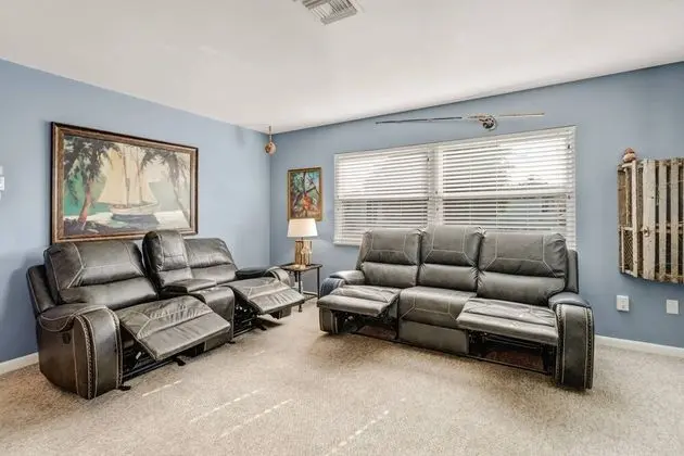 Daire (189 Dakota Ave #2L)
