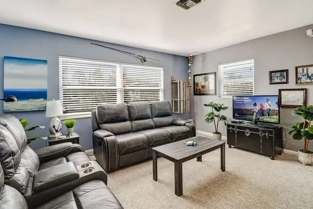 Daire (189 Dakota Ave #2L)