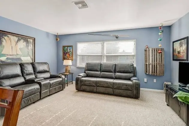 Daire (189 Dakota Ave #2L)