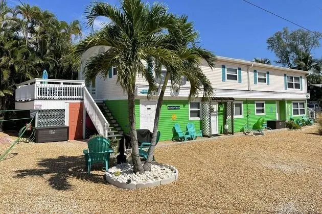 Daire (189 Dakota Ave #2L)
