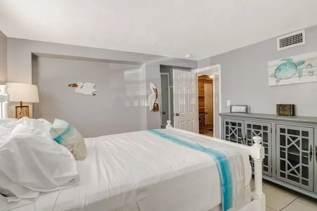 Daire (189 Dakota Ave-Turtle Cove)