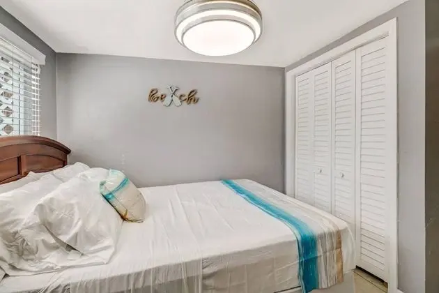 Daire (189 Dakota Ave-Turtle Cove)