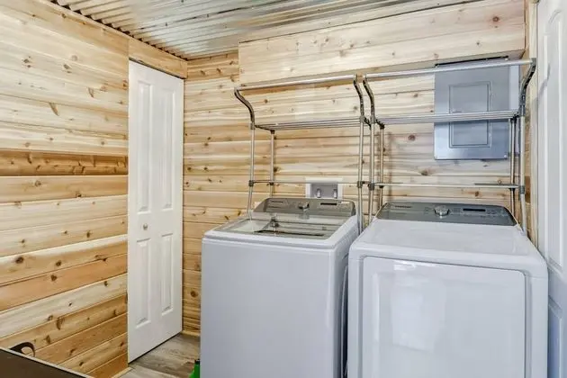 Daire (189 Dakota Ave-Turtle Cove)