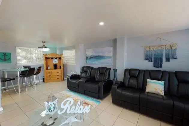 Daire (189 Dakota Ave-Turtle Cove)