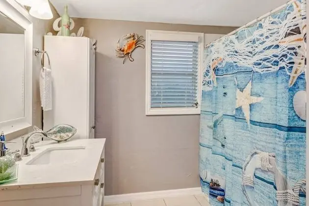 Daire (189 Dakota Ave-Turtle Cove)