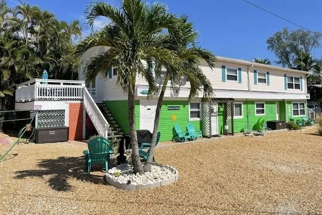 Daire (189 Dakota Ave-Turtle Cove)